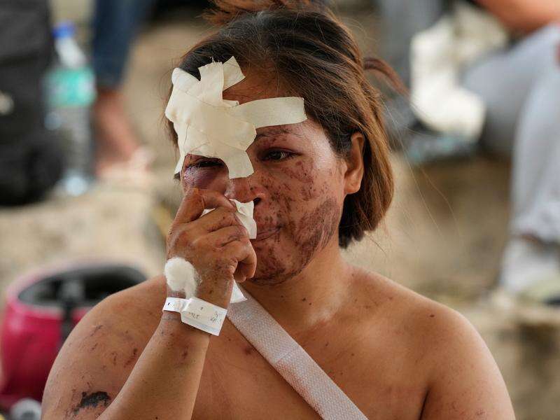 Philippines Ends Quake Rescues, Focuses on Displaced | Shepparton News