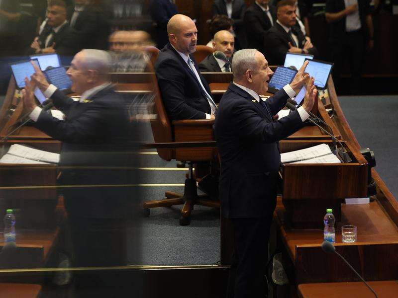 Netanyahu rejects Palestine state as far-right revolts