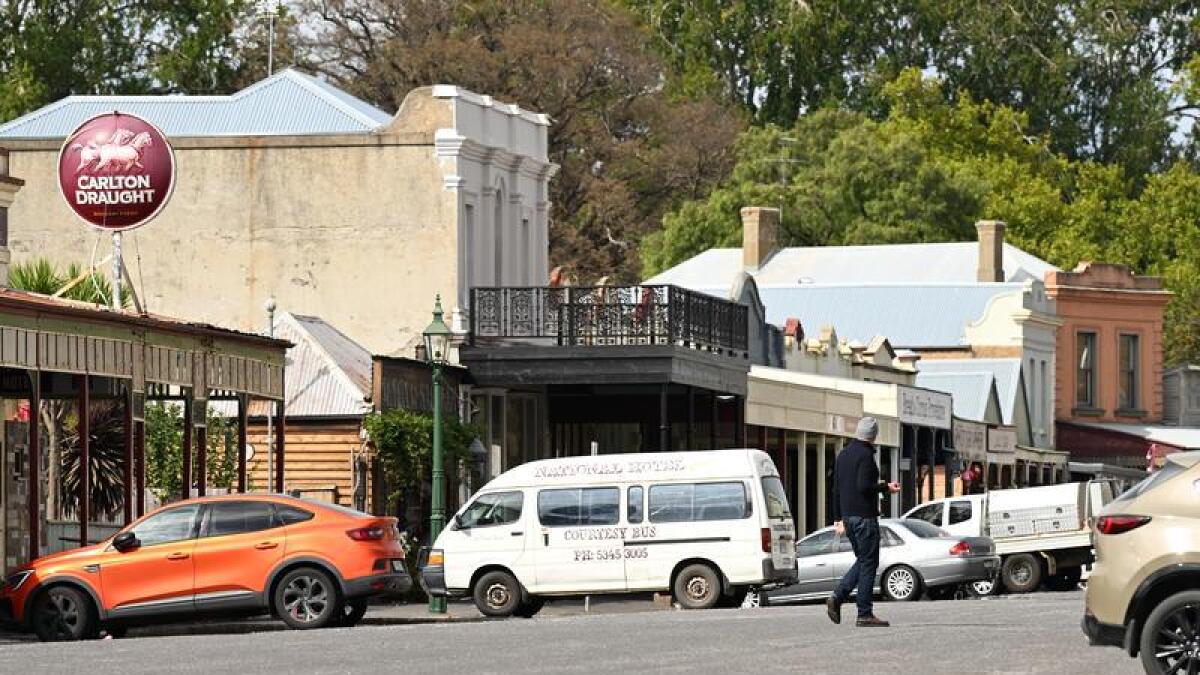 Victorian country town Clunes.