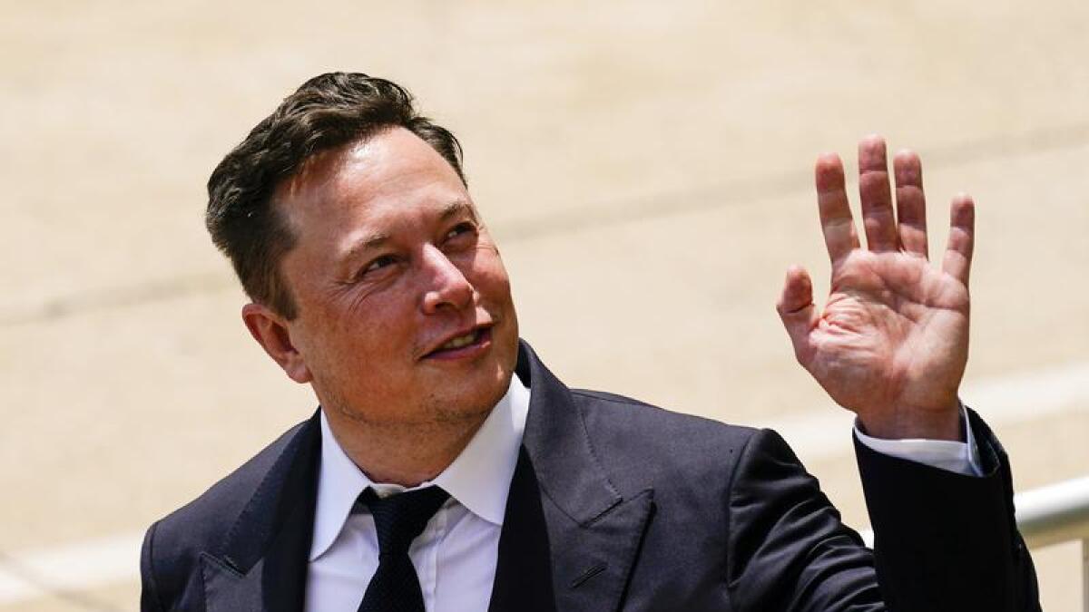 Elon Musk has waved goodbye to a $US44 billion deal to buy Twitter.