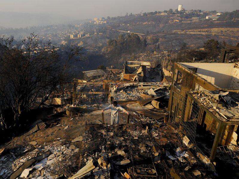 46 muertos en incendios en Chile, la cifra probablemente aumentará
