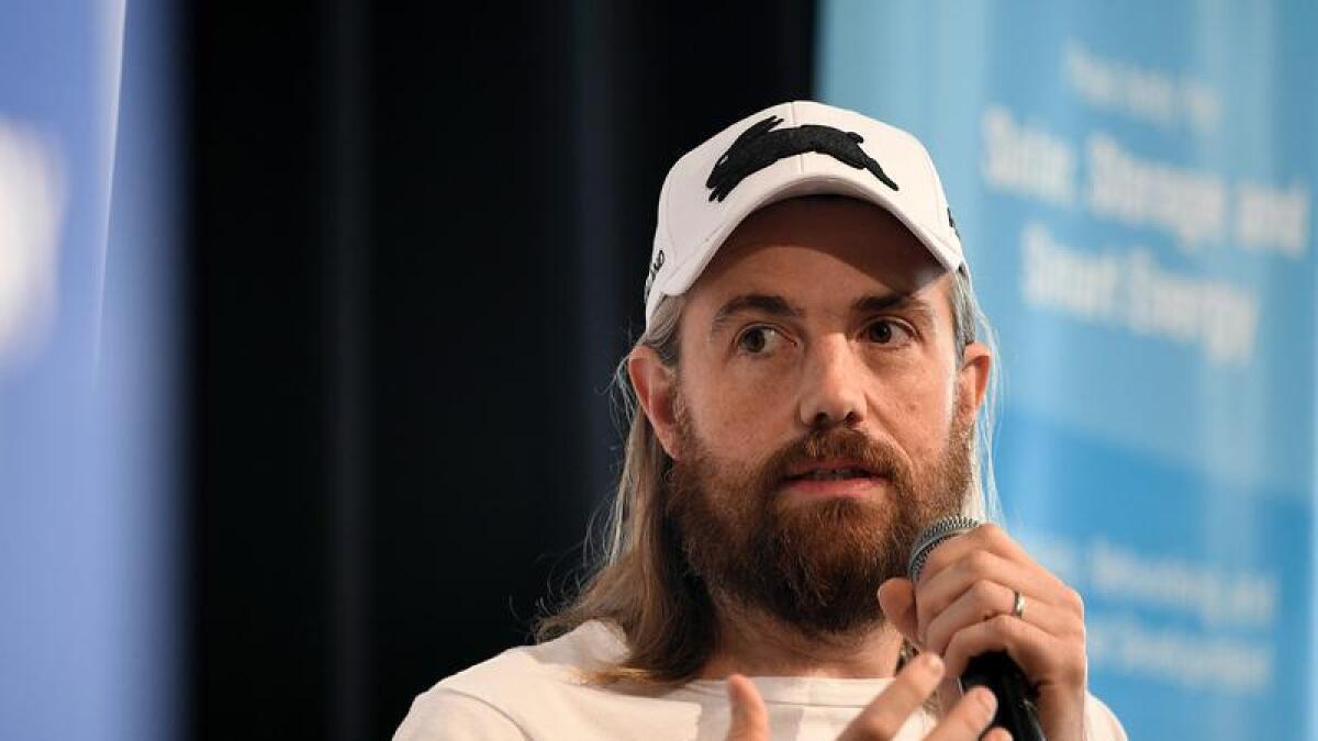 Mike Cannon-Brookes is pushing against AGL's proposed demerger.