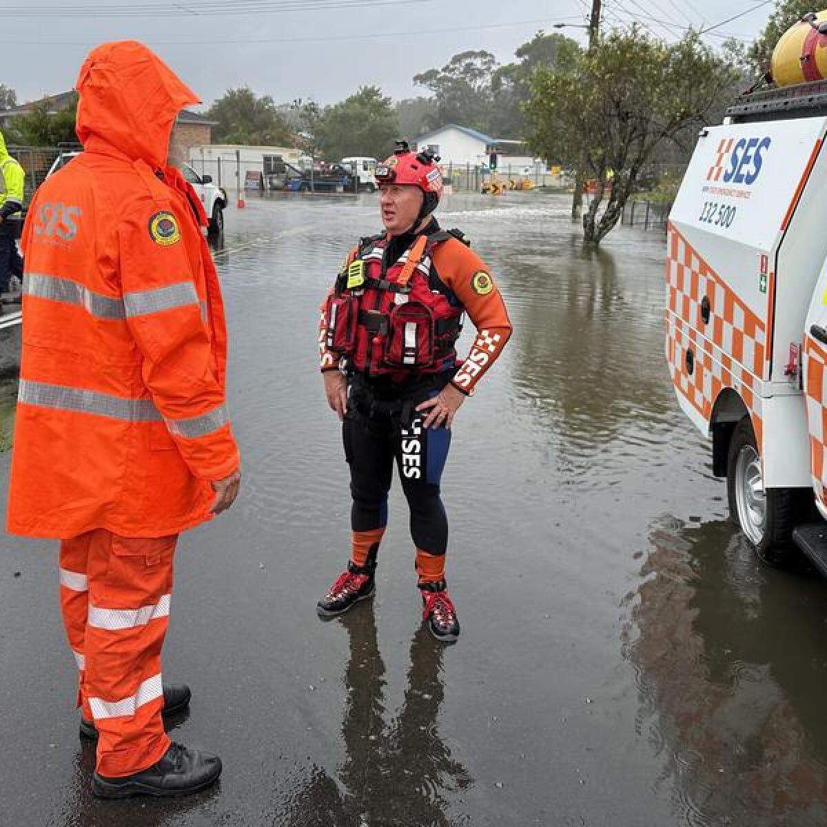 SES flood rescue staff
