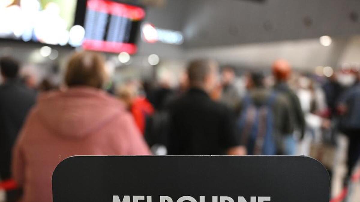 A sign saying Melbourne Airport.