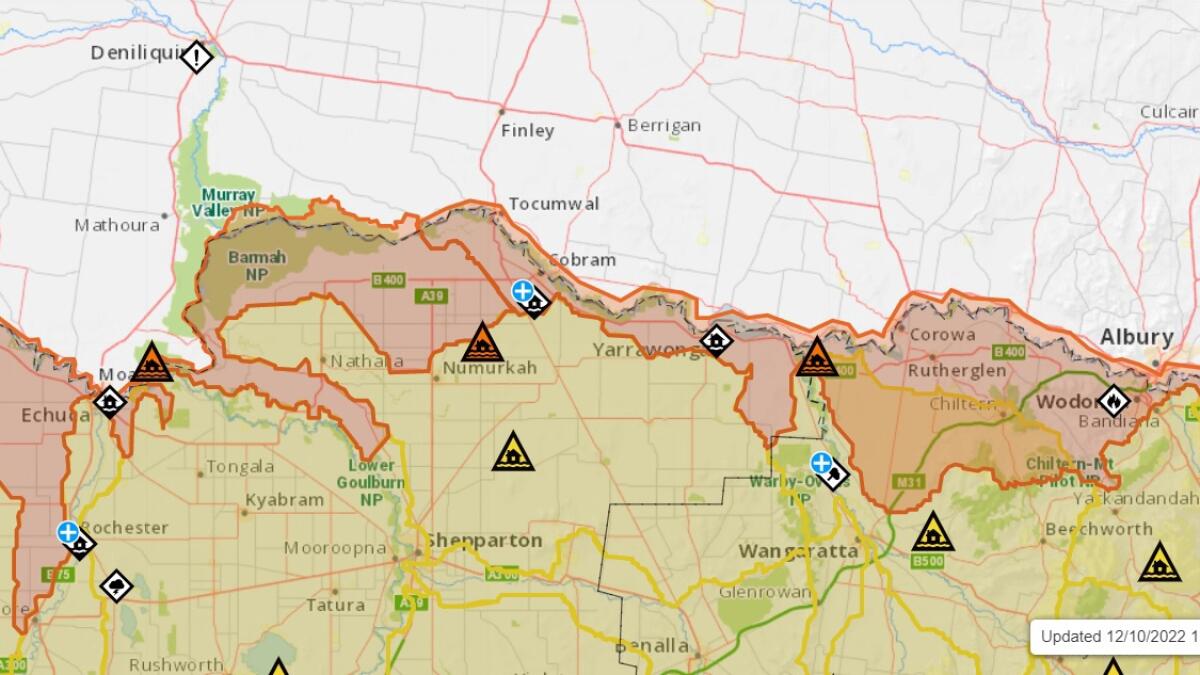 A watch and act flood warning is in place for the Murray River downstream of Tocumwal to Barnham.