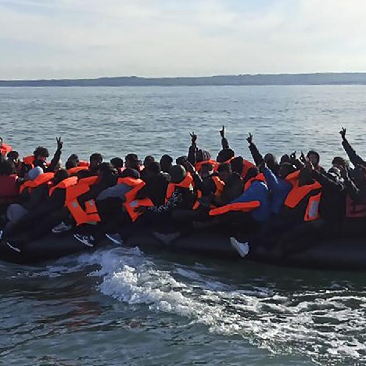 Migrants crossing English Channel