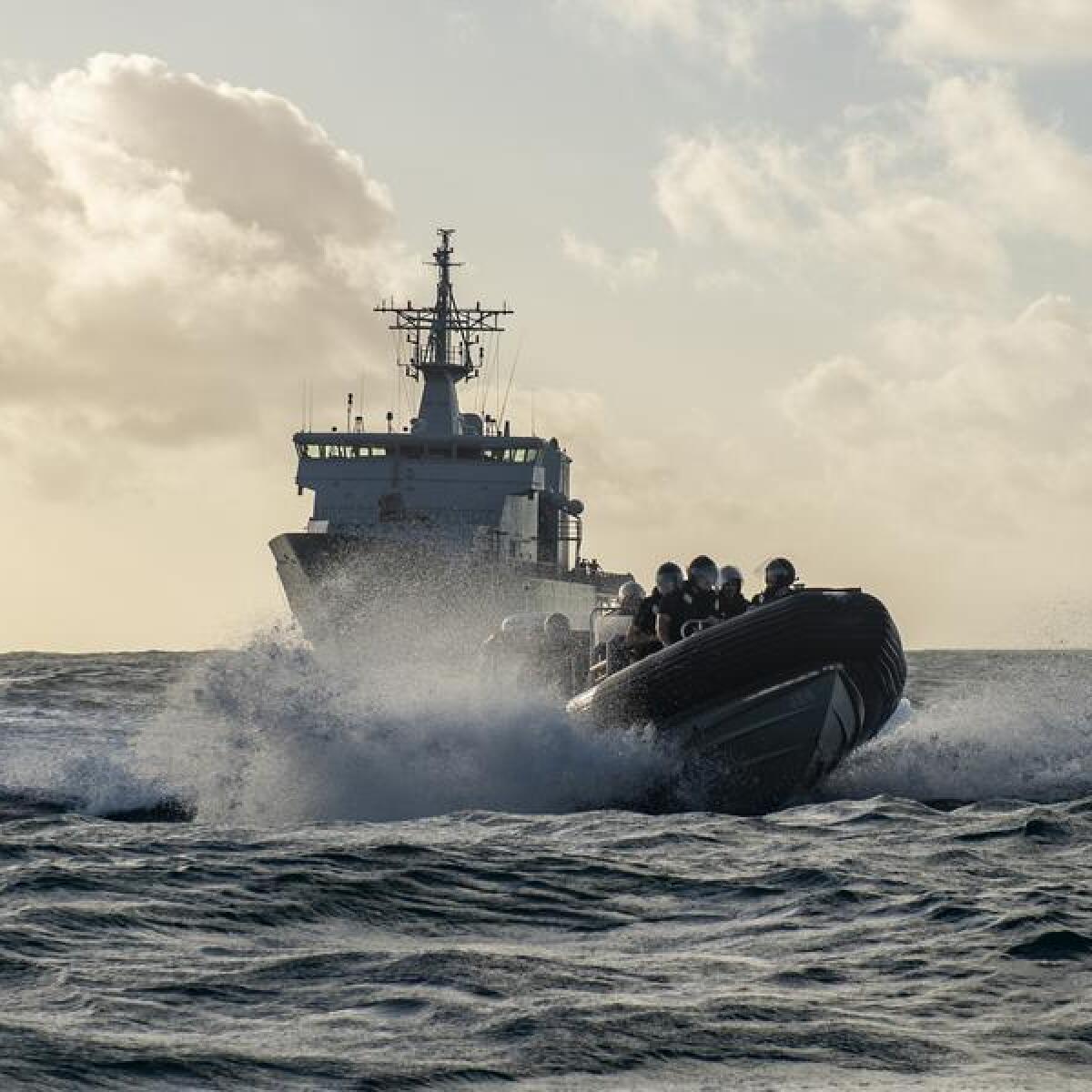 New Zealand Defence Force marine vessels and crew