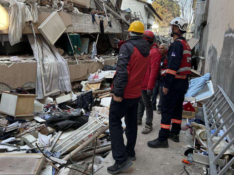 Avustralyalı ekipler bir Türk şehrinde kurtarma görevine katıldı