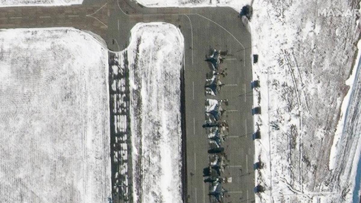 Satellite imagery of aircraft deployments in Russia
