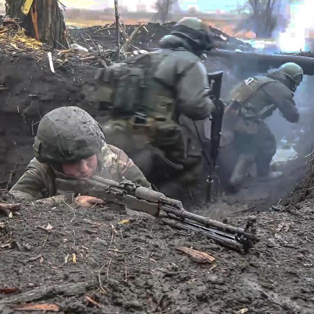 Ukraine troops pull back as eastern front worsens
