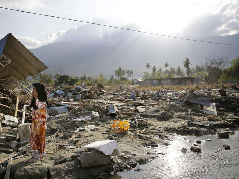 Mag 5.7 earthquake hits eastern Indonesia