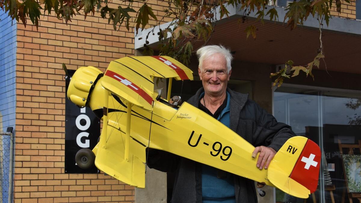 Benalla Expo: Roly Gaumann with one of his models outside 211 Bridge St which will host the Model and Hobby Expo 2022 during the Queen's birthday long weekend.