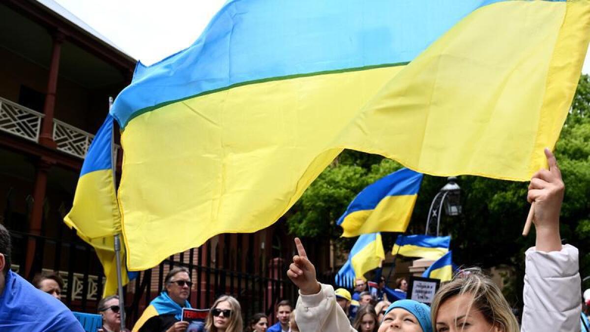 Protesters rally against the attacks on Ukraine