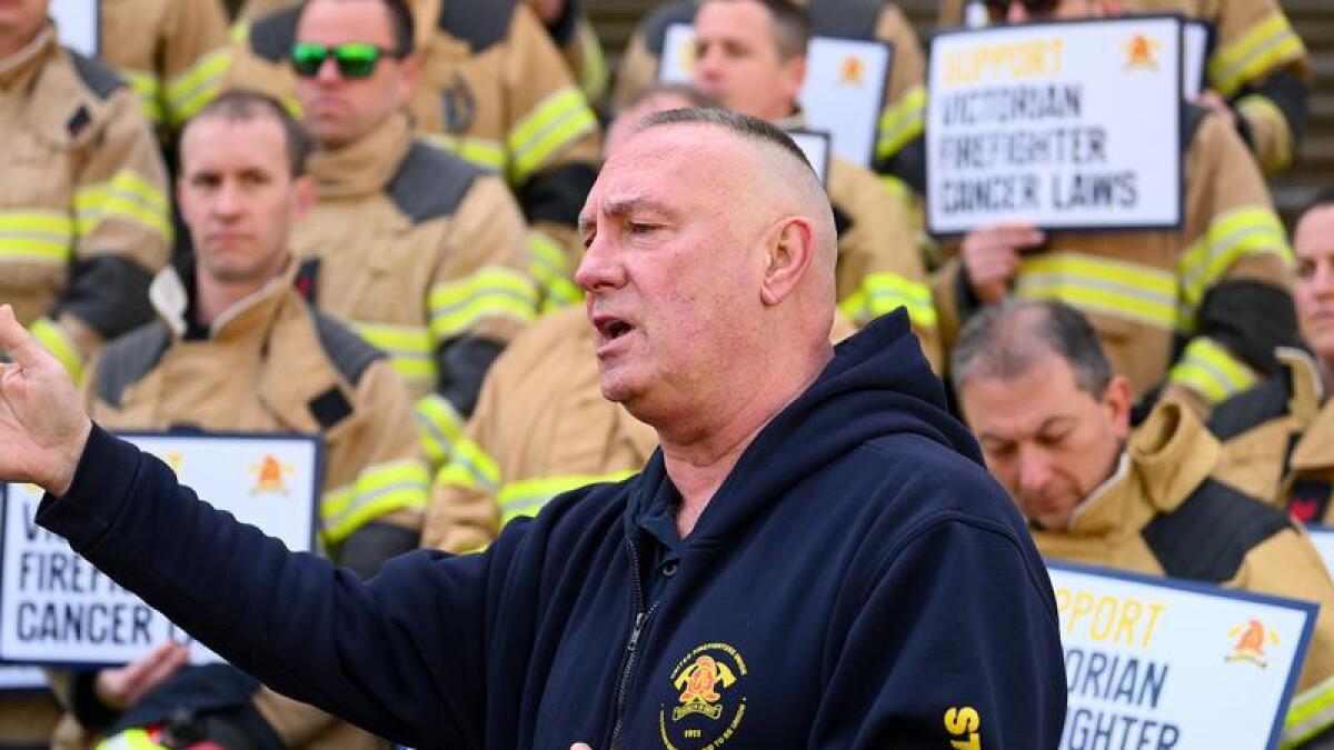 FIREFIGHTERS GREENS CANCER PROTECTION BILL